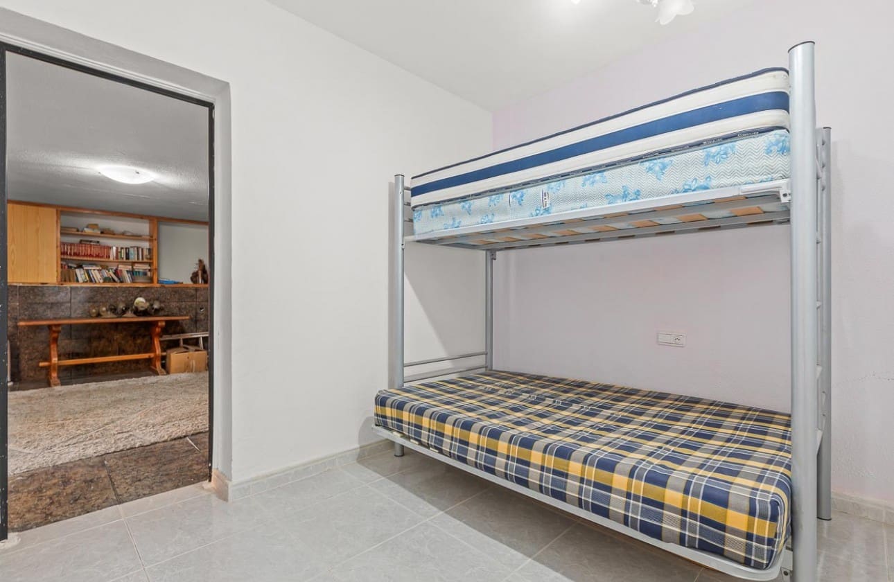 6 sovrum Villa till salu i Villamartin med pool garage - 450 000 € (Ref: 8575443)