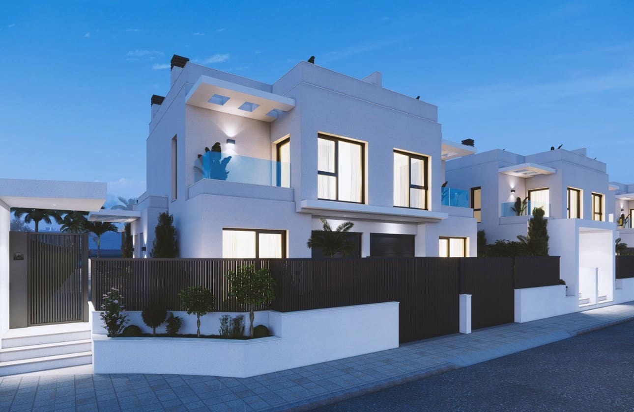 3 bedroom Villa for sale in Los Alcazares with pool garage - € 1,390,000 (Ref: 8625948)