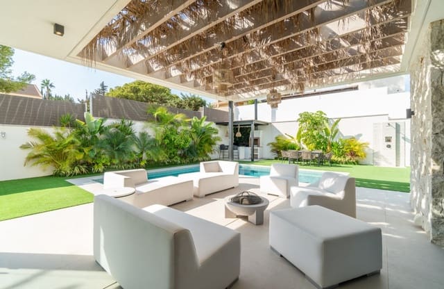 2 quarto Moradia para venda em Los Balcones com piscina garagem - 649 000 € (Ref: 8681068)