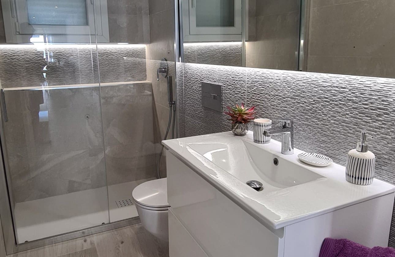 3 soverom Hus til salgs i Avileses med svømmebasseng garasje - € 269 000 (Ref: 8685560)