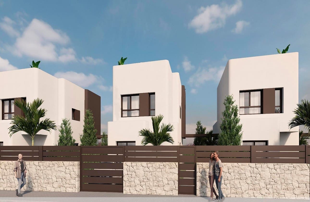 3 soverom Villa til salgs i Pilar de la Horadada med svømmebasseng garasje - € 499 000 (Ref: 8686886)