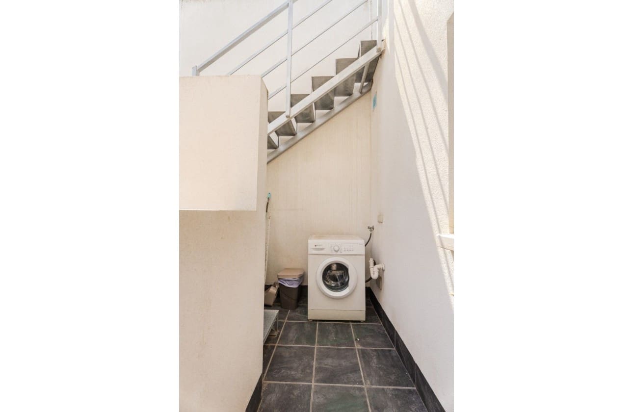 2 soverom Penthouse til salgs i Torre de la Horadada med svømmebasseng garasje - € 229 000 (Ref: 8725351)