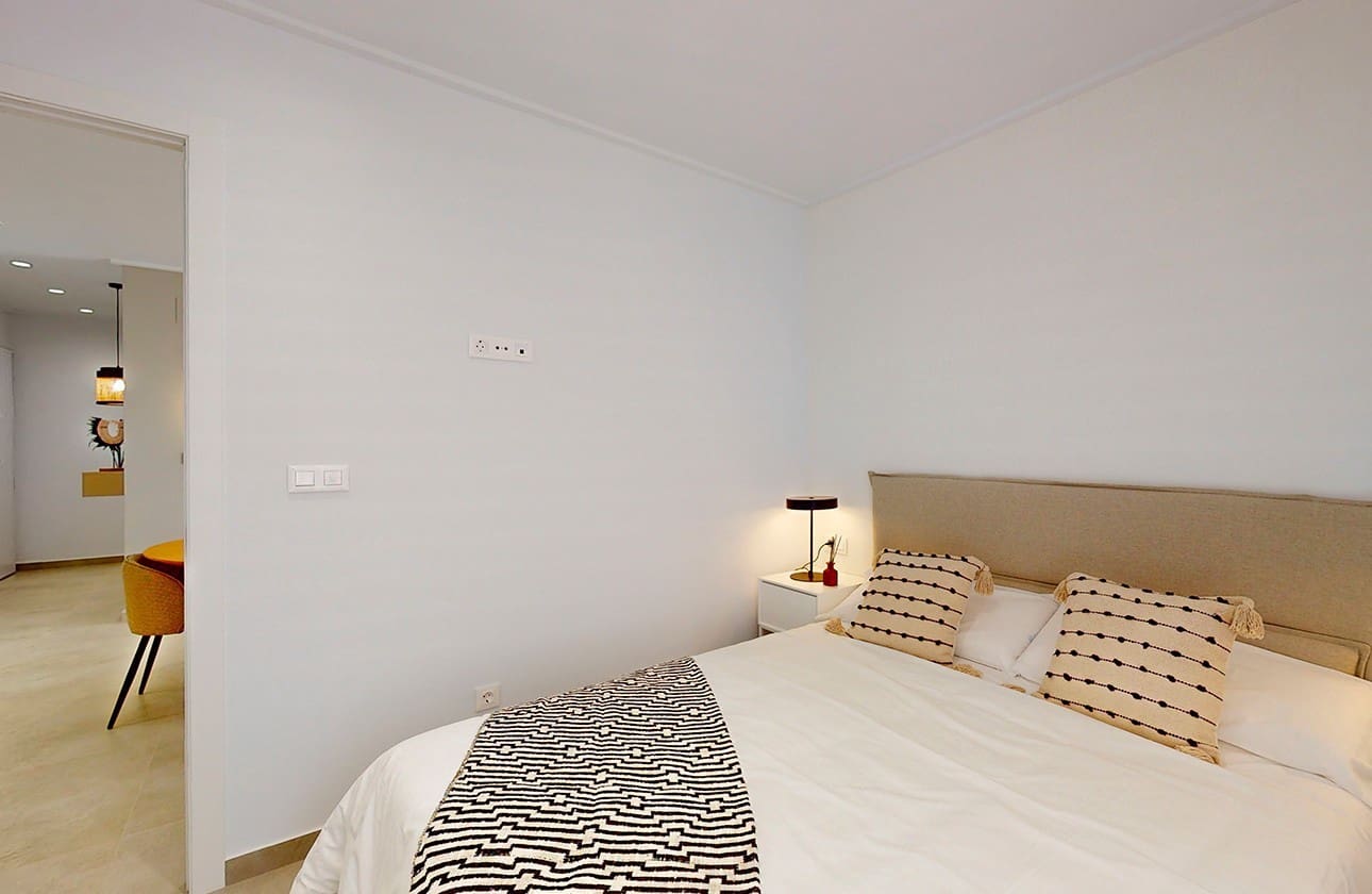 3 soverom Leilighet til salgs i El Raso med svømmebasseng garasje - € 289 900 (Ref: 8777399)