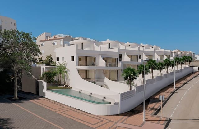 2 bedroom Penthouse for sale in Cañada del Molino, Torrevieja with pool garage - € 620,000 (Ref: 8790328)