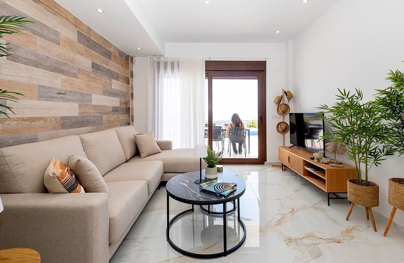 3 bedroom Villa for sale in Polop with pool garage - € 598,000 (Ref: 8796715)