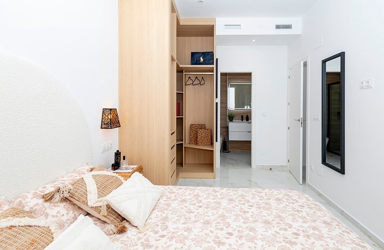 3 bedroom Villa for sale in Polop with pool garage - € 598,000 (Ref: 8796715)