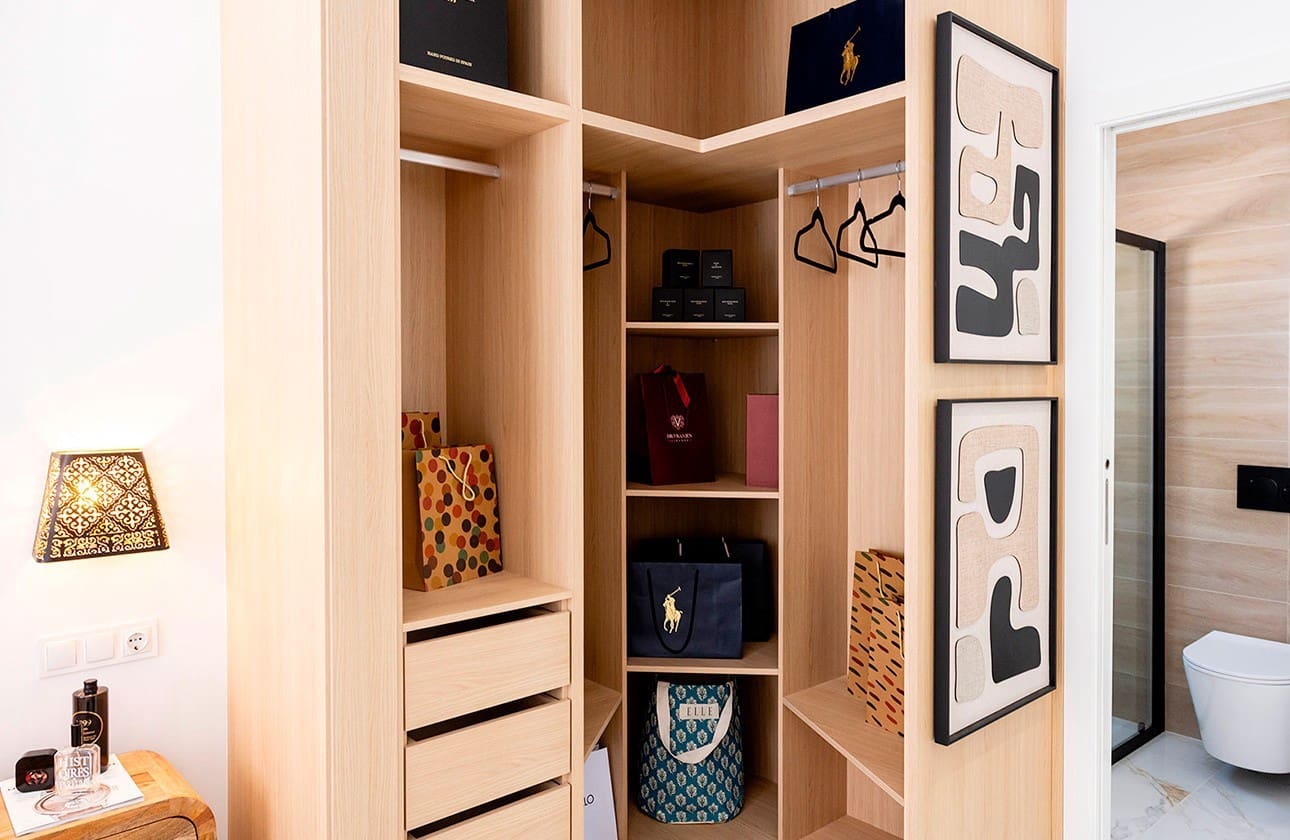 3 bedroom Villa for sale in Polop with pool garage - € 598,000 (Ref: 8796715)