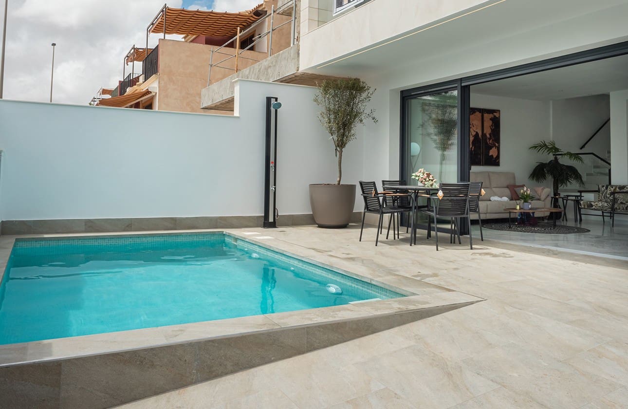 3 soverom Villa til salgs i San Pedro del Pinatar med svømmebasseng garasje - € 465 000 (Ref: 8816463)