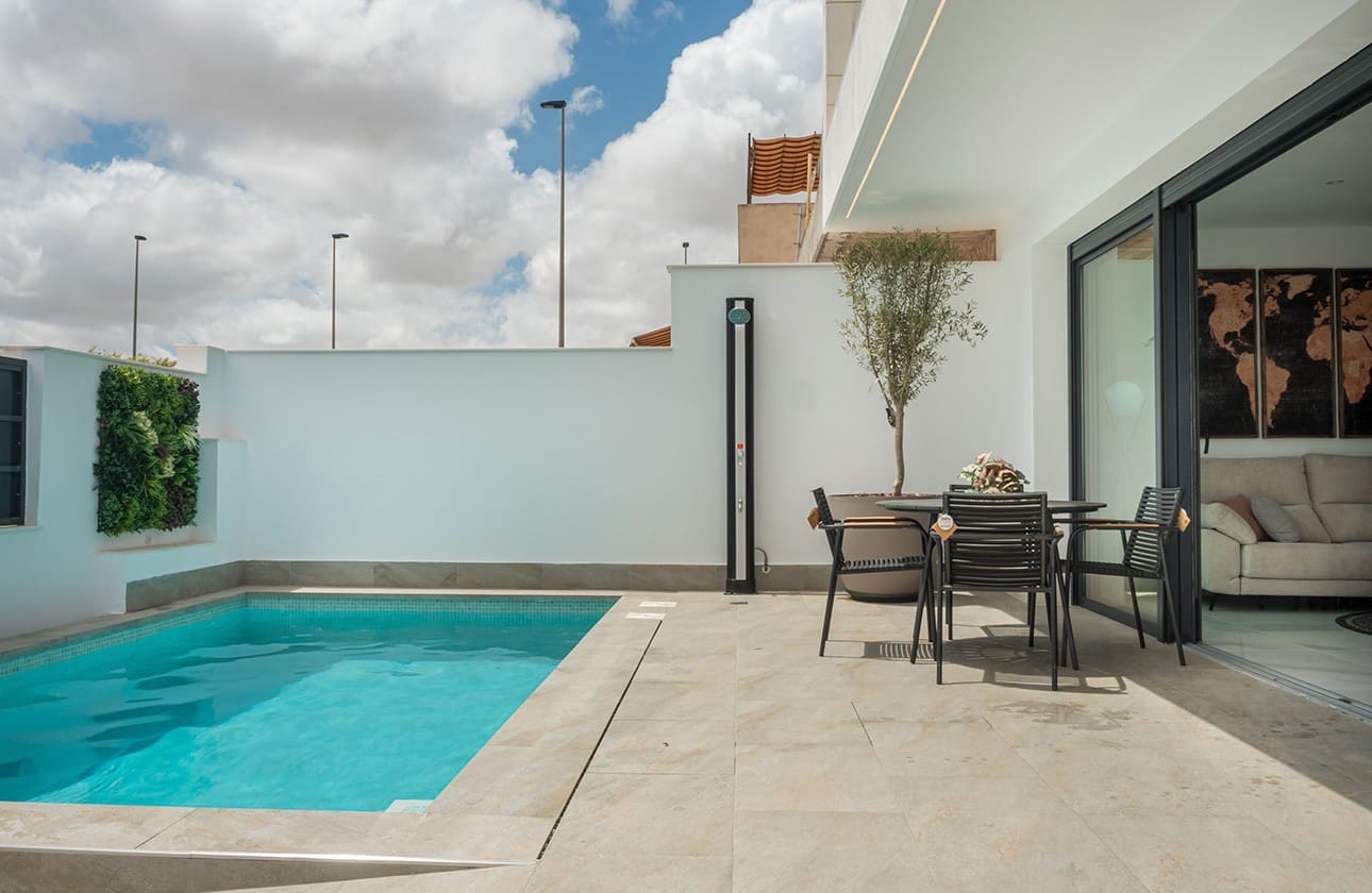 3 soverom Villa til salgs i San Pedro del Pinatar med svømmebasseng garasje - € 465 000 (Ref: 8816583)