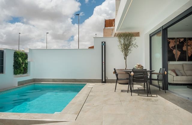 3 bedroom Villa for sale in San Pedro del Pinatar ciudad, San Pedro del Pinatar with pool garage - € 465,000 (Ref: 8816583)