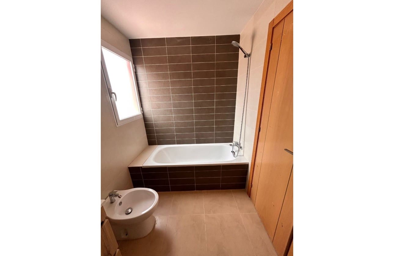 2 soverom Penthouse til salgs i Orihuela Costa med svømmebasseng garasje - € 198 500 (Ref: 8816669)