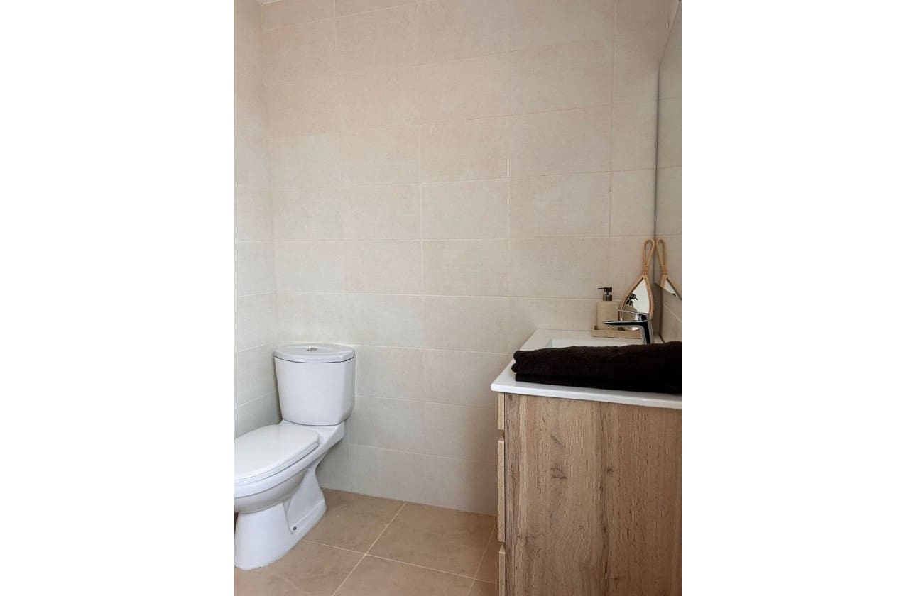 2 soverom Penthouse til salgs i Orihuela Costa med svømmebasseng garasje - € 198 500 (Ref: 8816669)