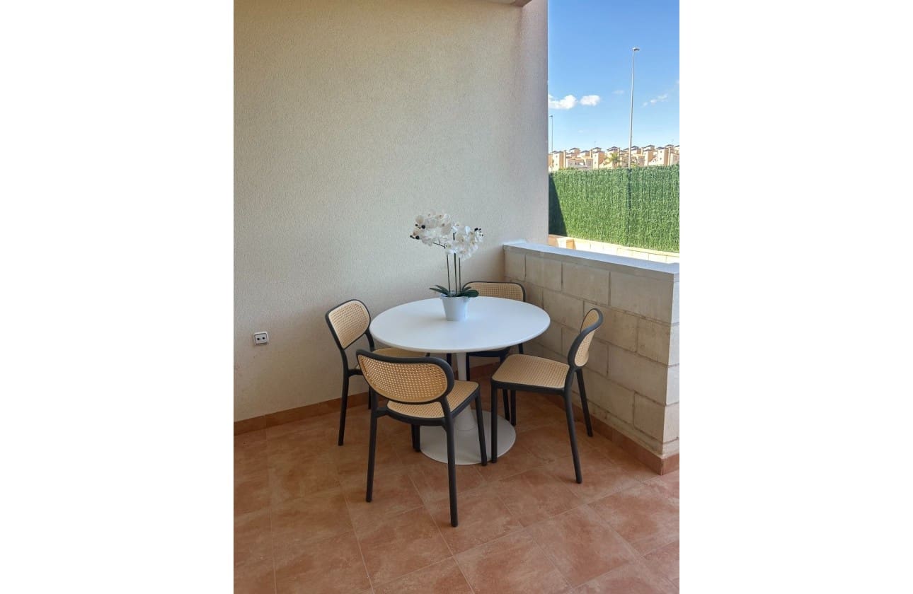 2 soverom Penthouse til salgs i Orihuela Costa med svømmebasseng garasje - € 198 500 (Ref: 8816669)