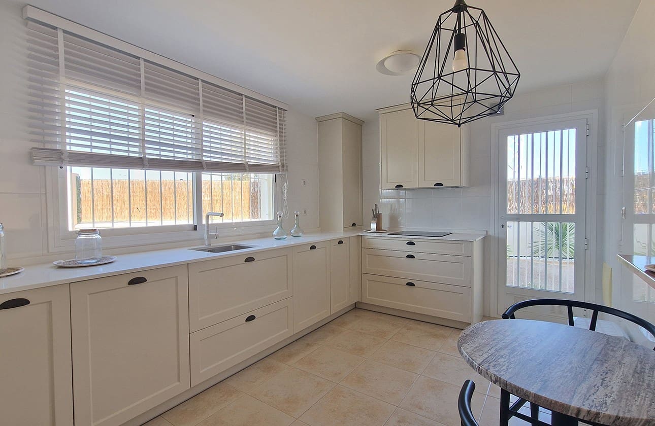 4 camera da letto Villa in vendita in Purias con garage - 389.000 € (Rif: 8826850)