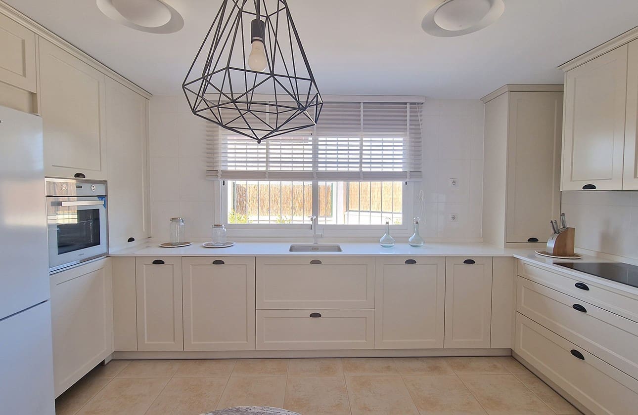 3 quarto Moradia para venda em Purias com garagem - 395 000 € (Ref: 8826851)