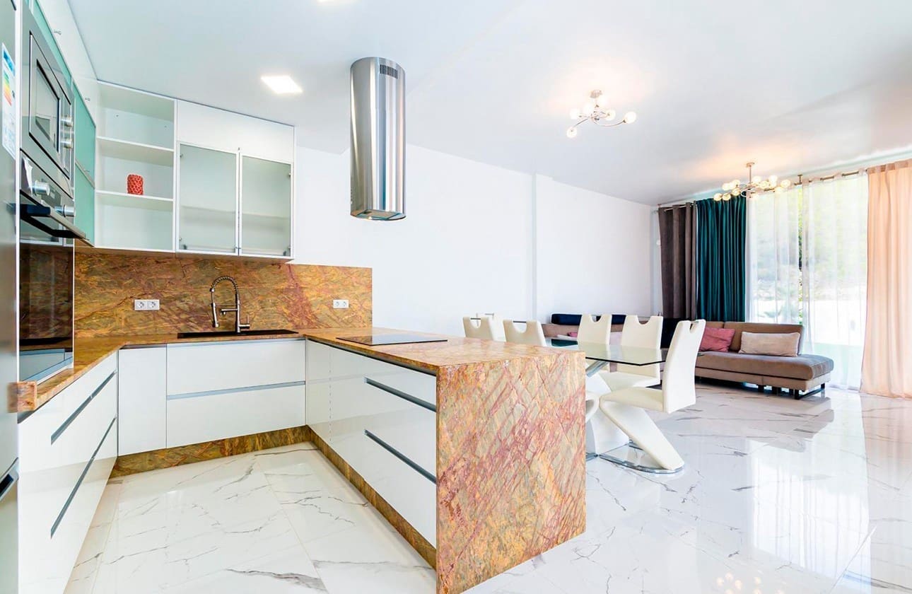 3 soverom Villa til salgs i Villamartin med svømmebasseng garasje - € 575 000 (Ref: 8842288)