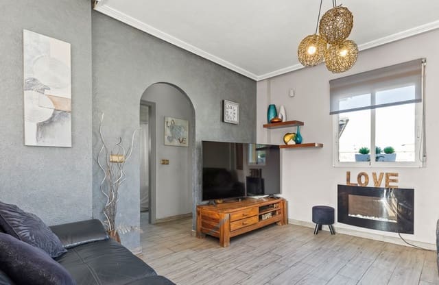 4 soverom Villa til salgs i Playa Flamenca, Orihuela med svømmebasseng - € 399 000 (Ref: 8846043)