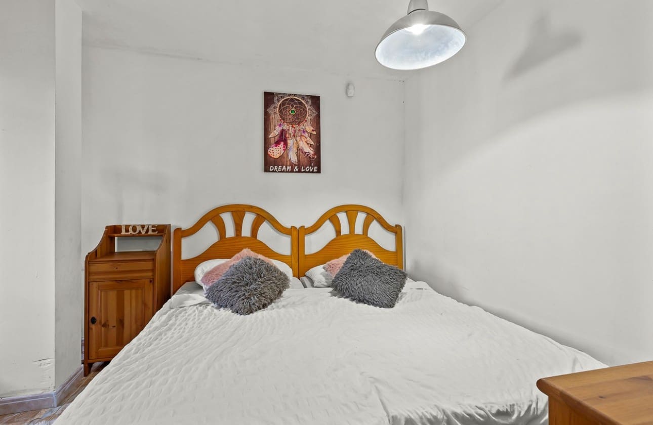 4 sypialnia Willa na sprzedaż w Playa Flamenca z basenem - 399 000 € (Ref: 8846043)