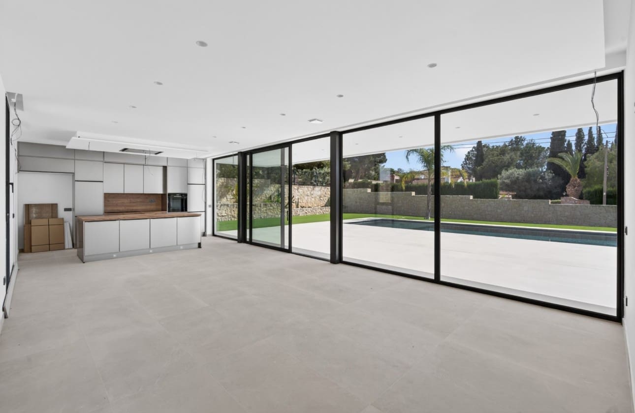 Chalet de 4 habitaciones en Busot en venta con piscina garaje - 850.000 € (Ref: 8853128)