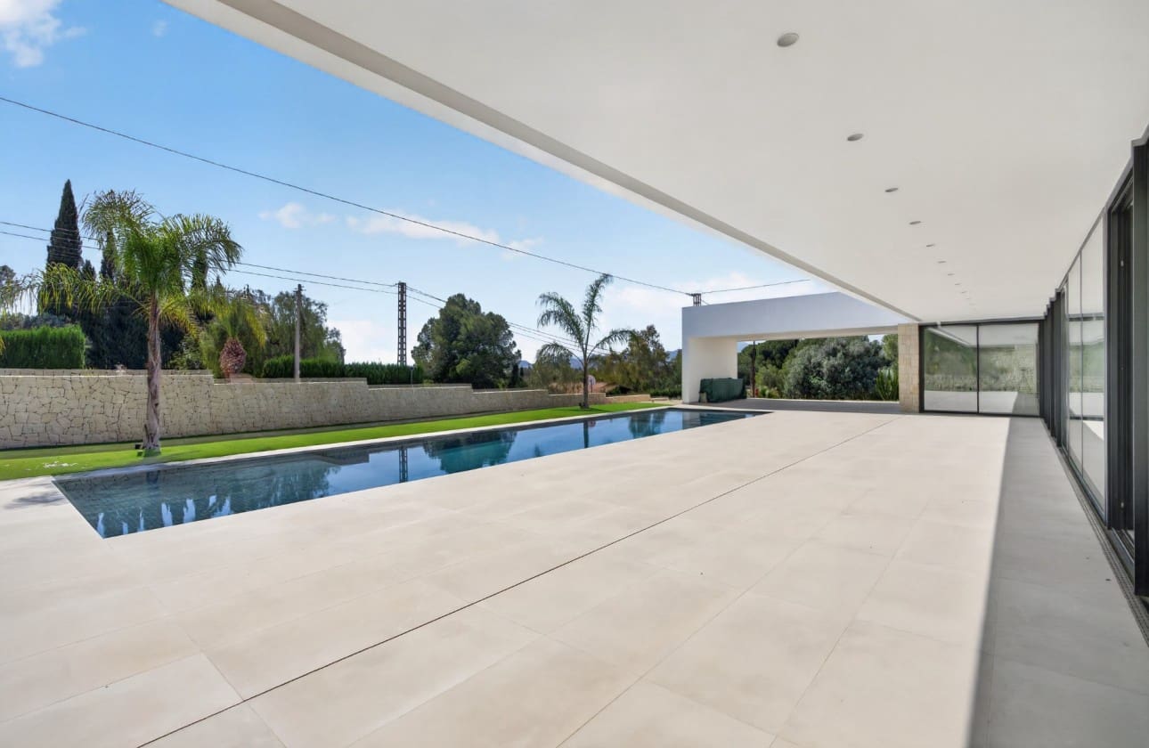 Chalet de 4 habitaciones en Busot en venta con piscina garaje - 850.000 € (Ref: 8853128)