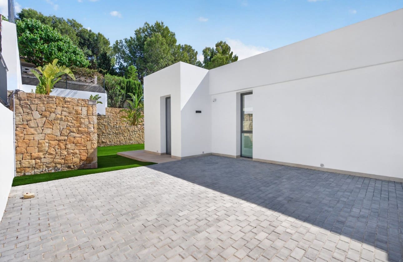 Chalet de 4 habitaciones en Busot en venta con piscina garaje - 850.000 € (Ref: 8853128)