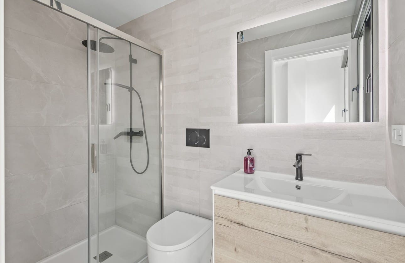 2 chambre Appartement à vendre à Torrevieja avec piscine - 319 900 € (Ref: 8866263)