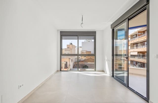 2 sovrum Lägenhet till salu i Las Piscinas Naturales, Torrevieja med pool - 319 900 € (Ref: 8866263)