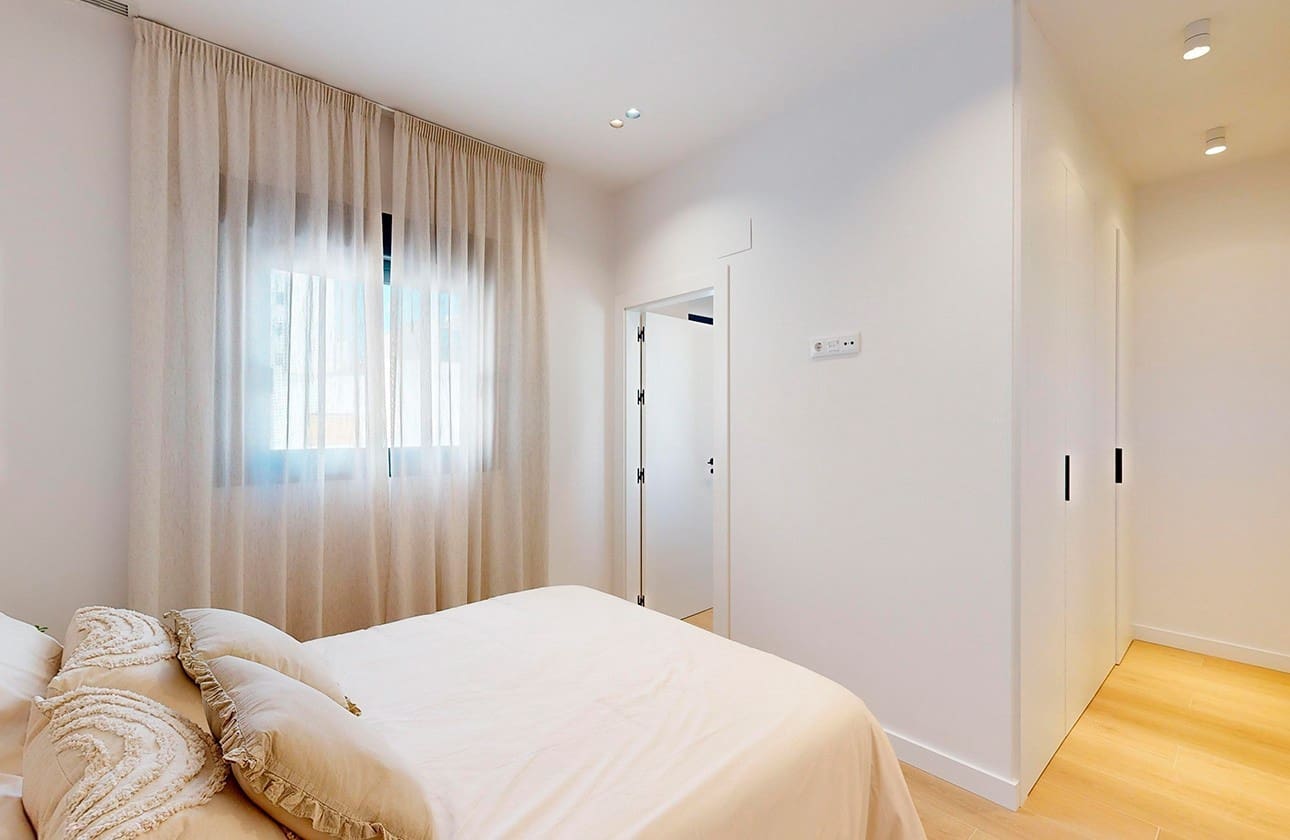 Apartamento de 3 habitaciones en Guardamar del Segura en venta con piscina - 345.500 € (Ref: 8941938)