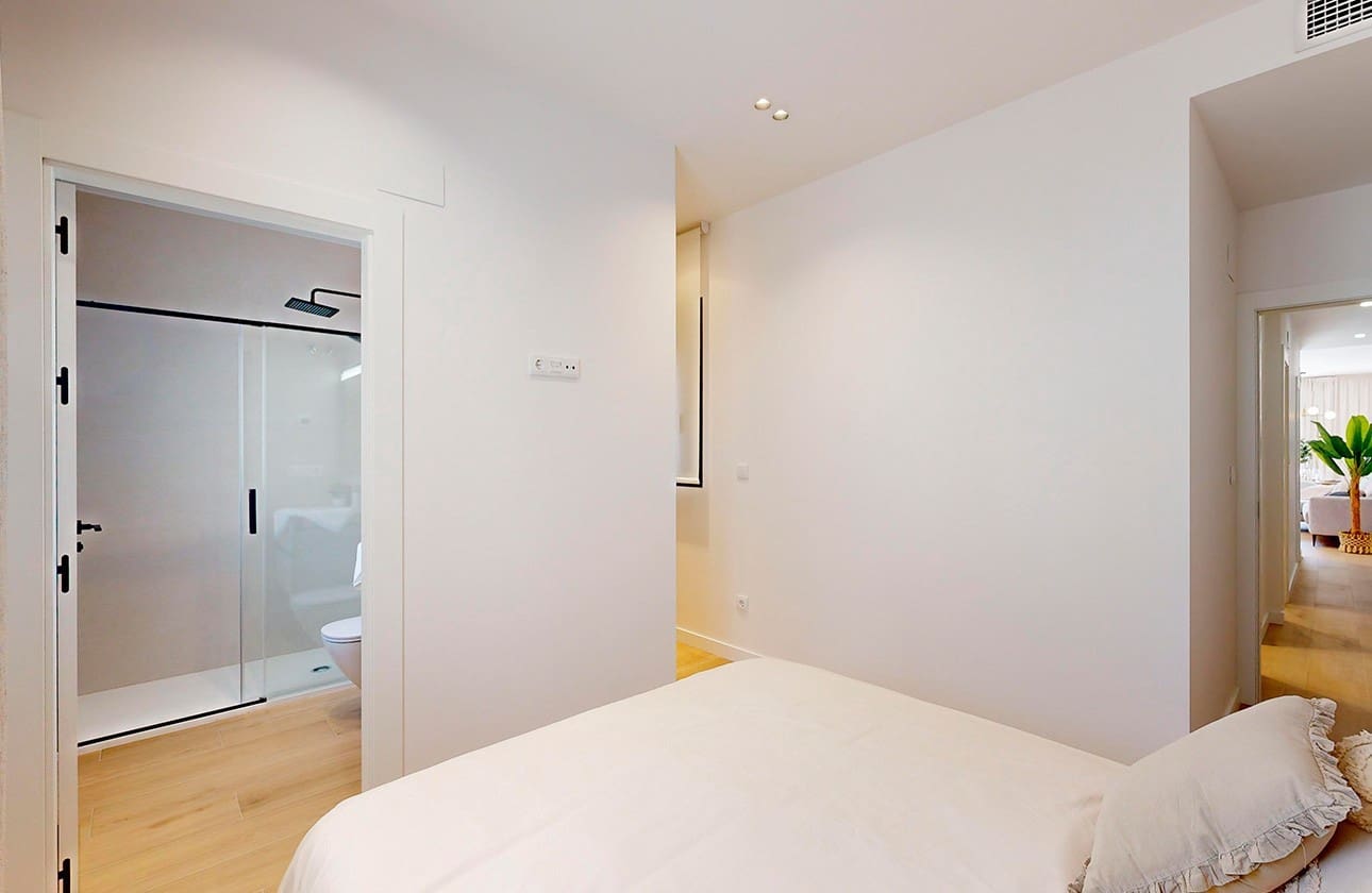 Apartamento de 3 habitaciones en Guardamar del Segura en venta con piscina - 345.500 € (Ref: 8941938)