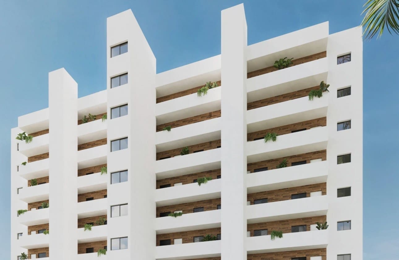 2 makuuhuone Kattohuoneisto myytävänä paikassa La Villajoyosa / Vila Joiosa mukana uima-altaan 
autotalli - 550 000 € (Ref: 8942013)