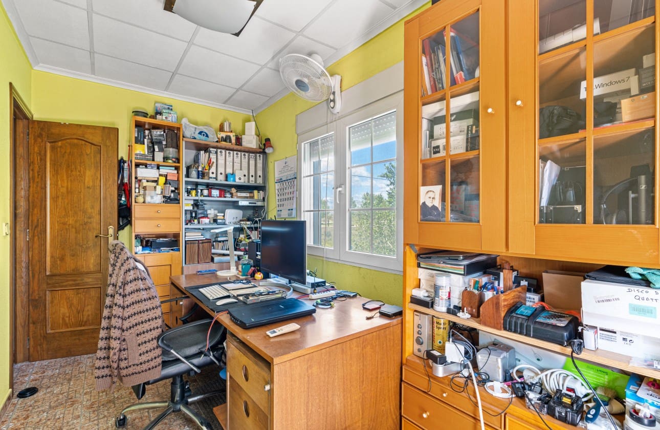 8 soveværelse Villa til salg i El Altet med garage - € 679.000 (Ref: 8953372)