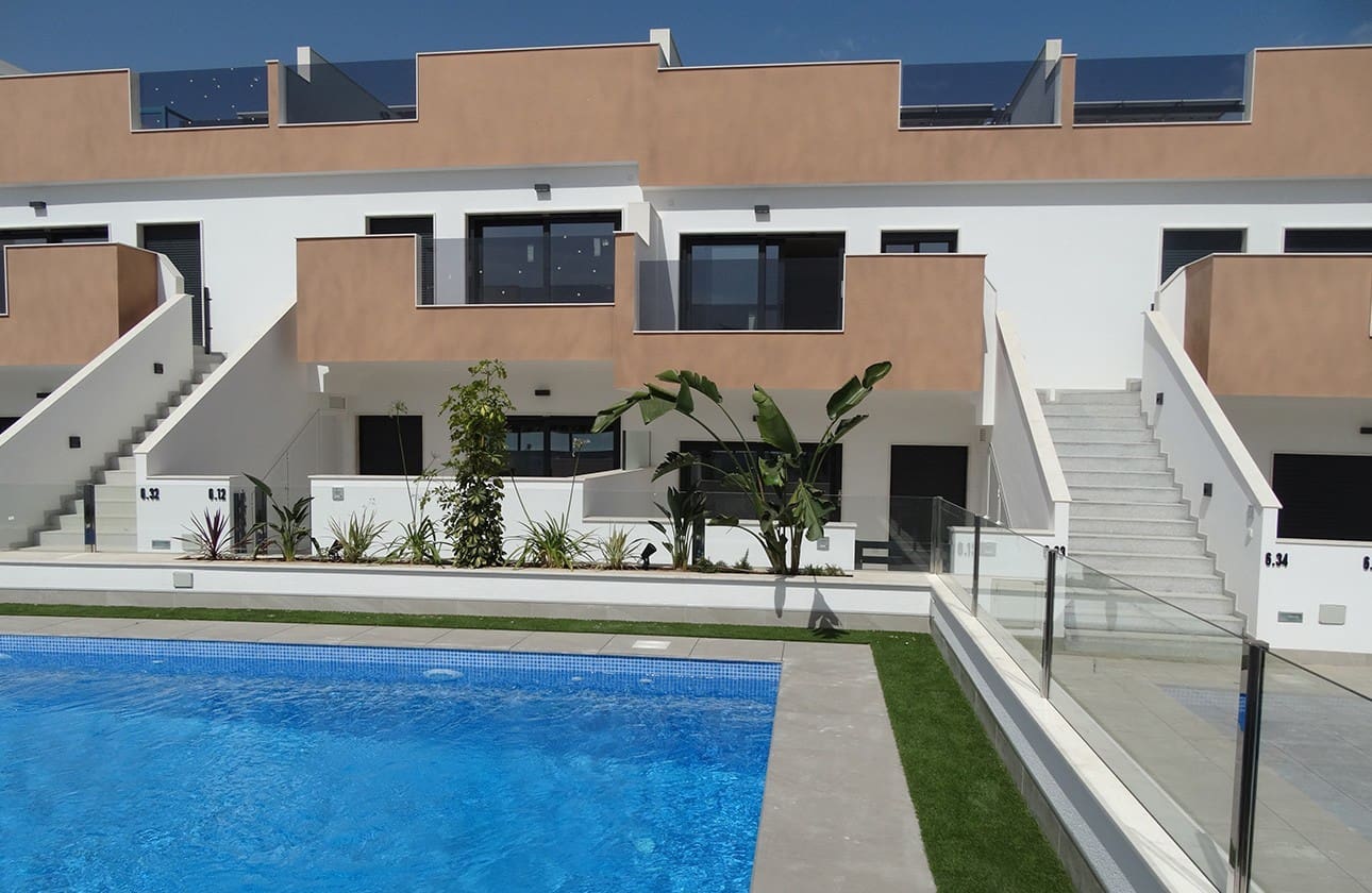 2 soveværelse Penthouse til salg i Pilar de la Horadada med swimmingpool - € 245.000 (Ref: 8967605)