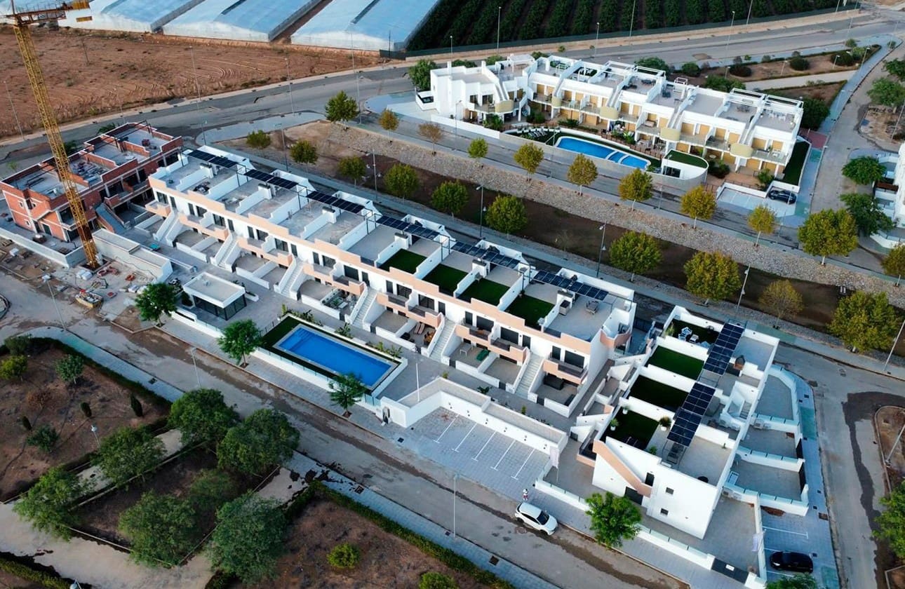 2 soveværelse Penthouse til salg i Pilar de la Horadada med swimmingpool - € 245.000 (Ref: 8967605)