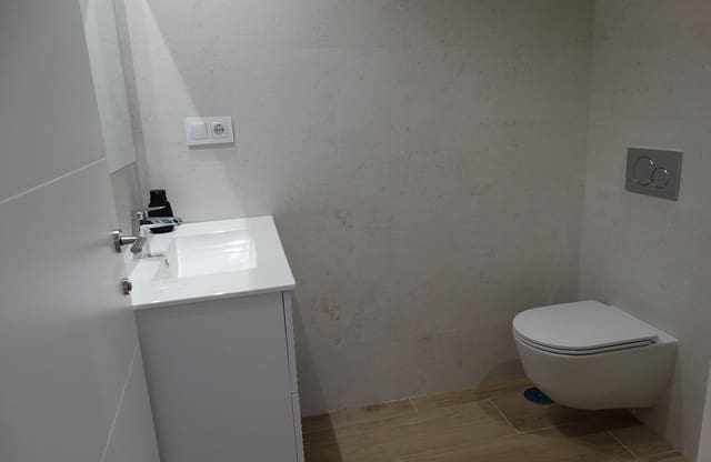 3 slaapkamer Penthouse te koop in Pilar de la Horadada ciudad, Pilar de la Horadada met zwembad - € 290.000 (Ref: 8967606)