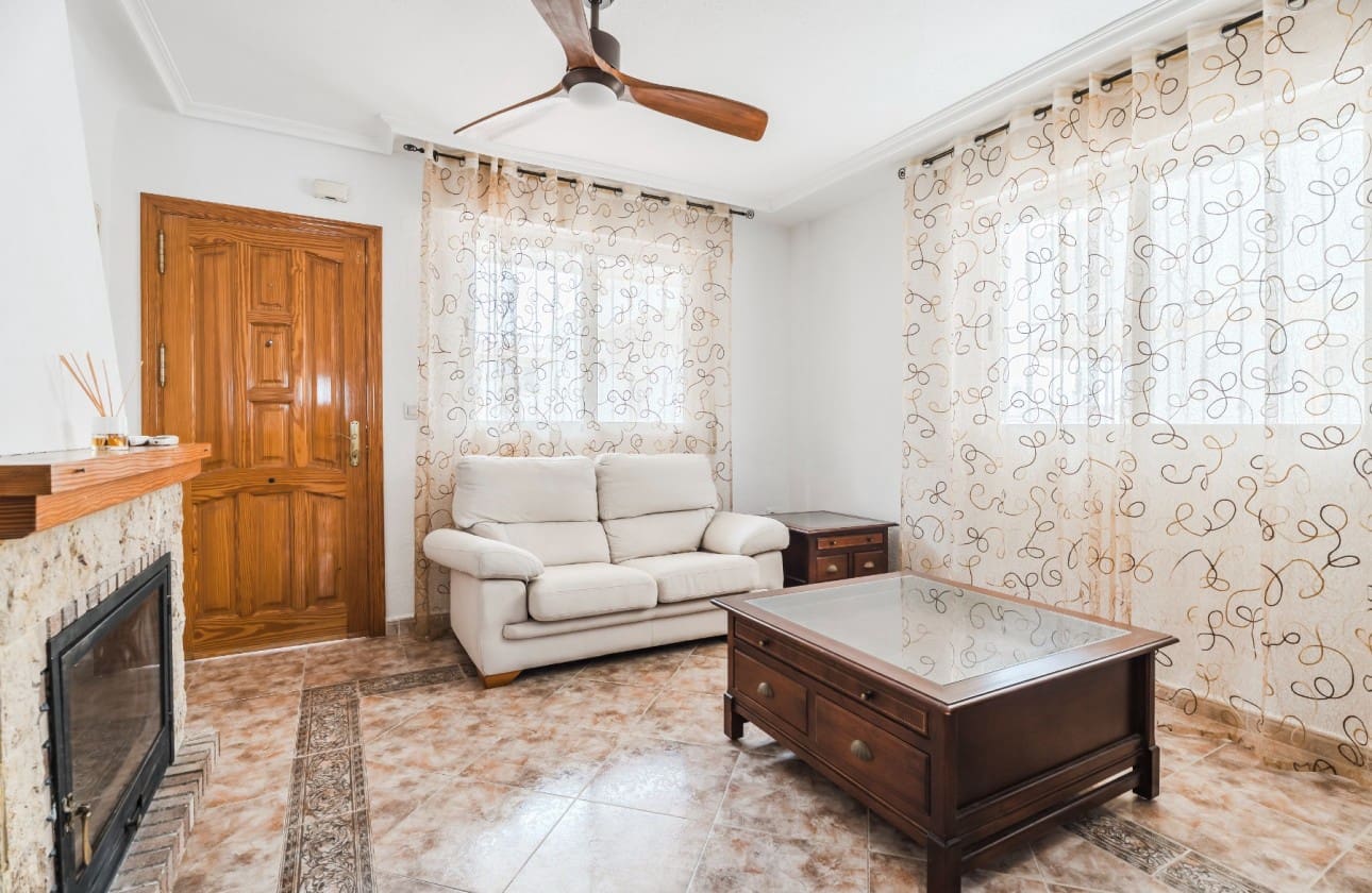 3 sypialnia Dom na sprzedaż w Los Altos z basenem garażem - 184 900 € (Ref: 8973252)