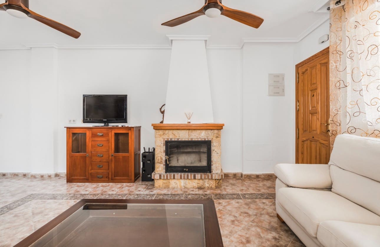 3 sypialnia Dom na sprzedaż w Los Altos z basenem garażem - 184 900 € (Ref: 8973252)