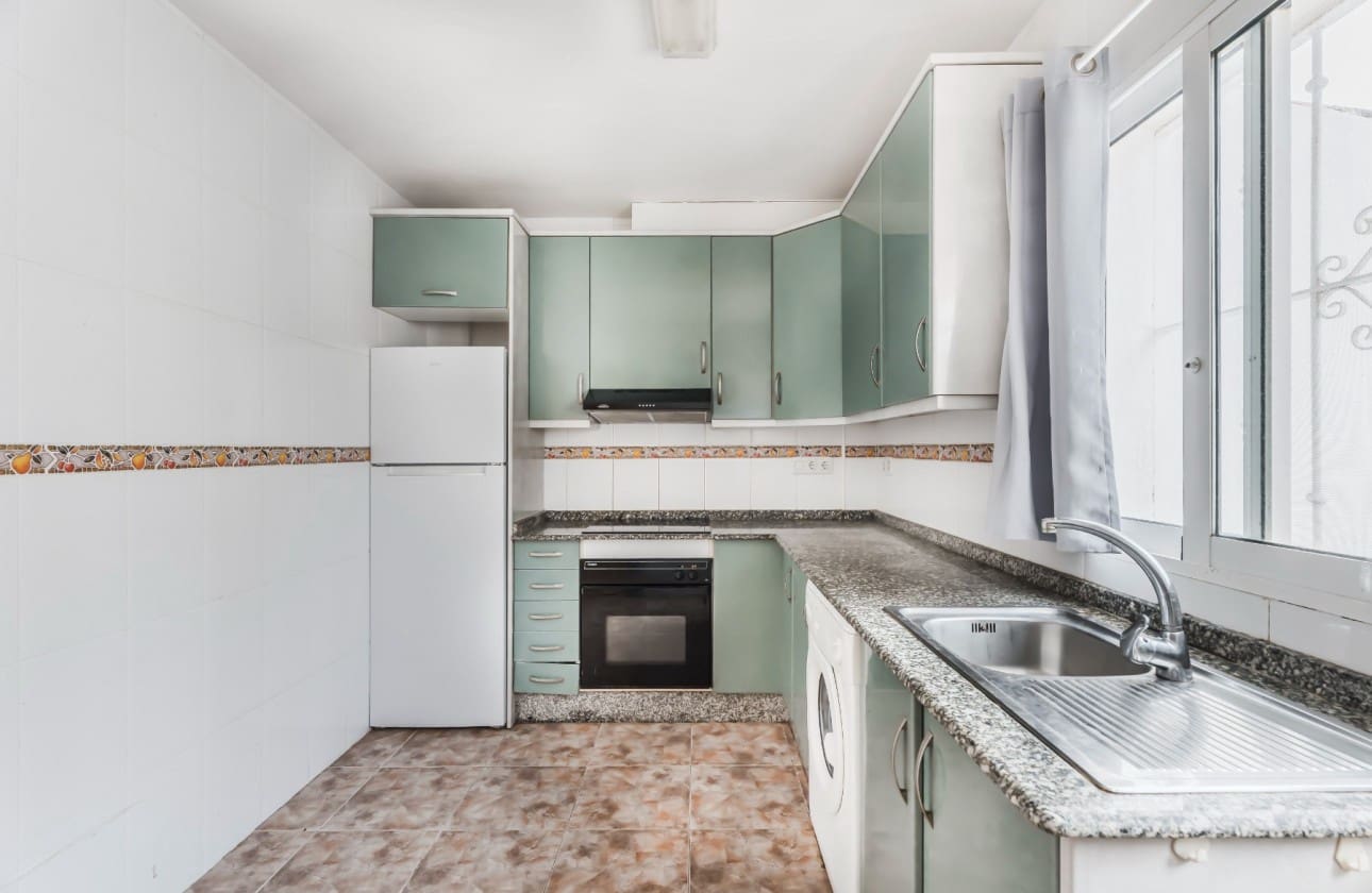 3 sypialnia Dom na sprzedaż w Los Altos z basenem garażem - 184 900 € (Ref: 8973252)