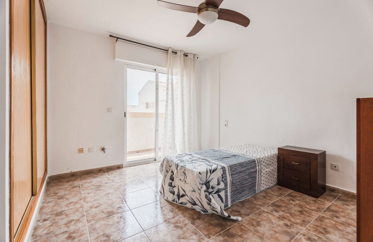 3 sypialnia Dom na sprzedaż w Los Altos z basenem garażem - 184 900 € (Ref: 8973252)