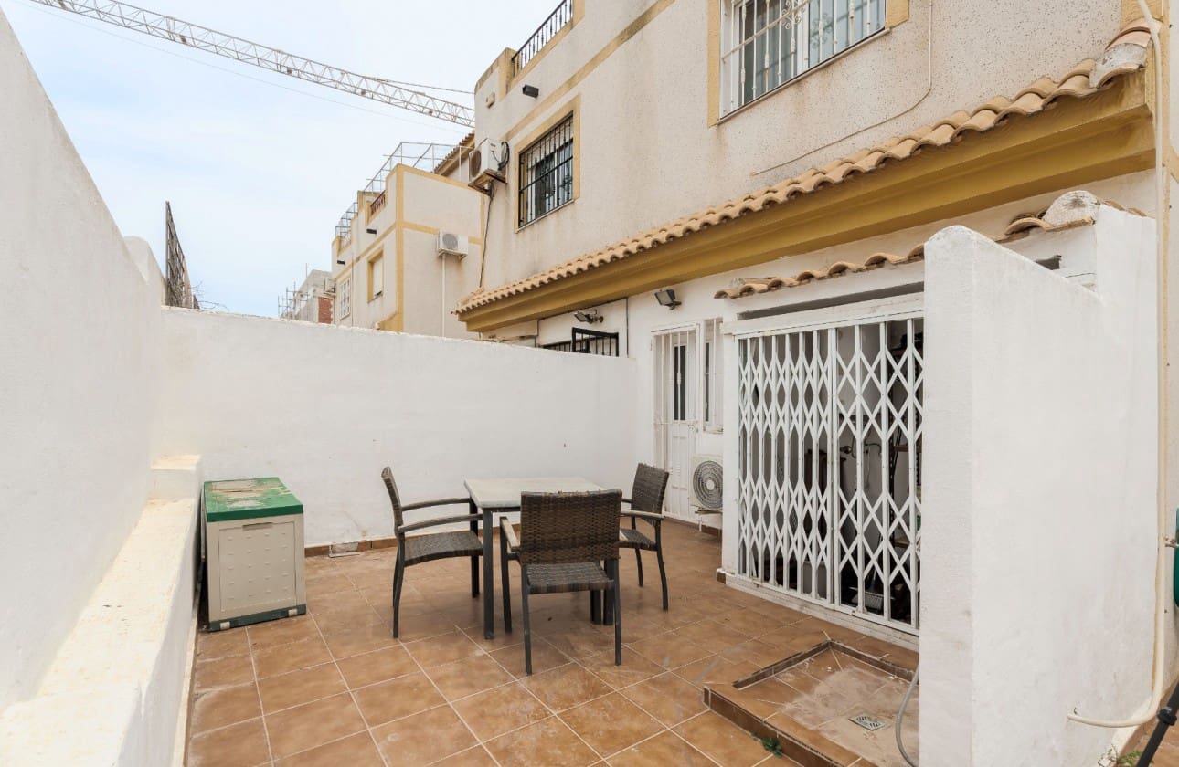 3 sypialnia Dom na sprzedaż w Los Altos z basenem garażem - 184 900 € (Ref: 8973252)