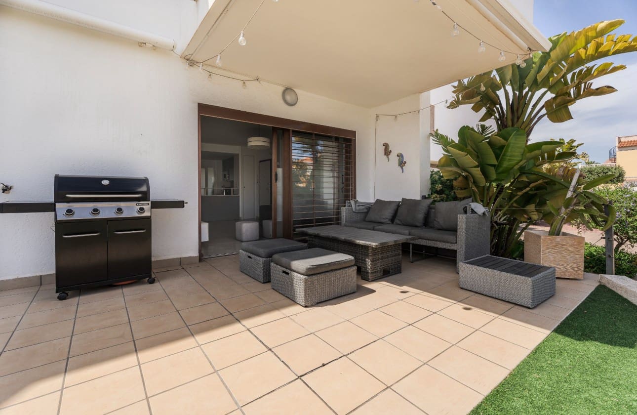 3 soverom Leilighet til salgs i La Zenia med svømmebasseng garasje - € 379 000 (Ref: 8987056)