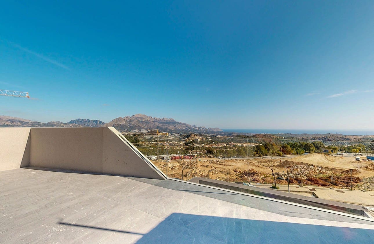 3 bedroom Villa for sale in Polop with pool garage - € 584,370 (Ref: 8990119)