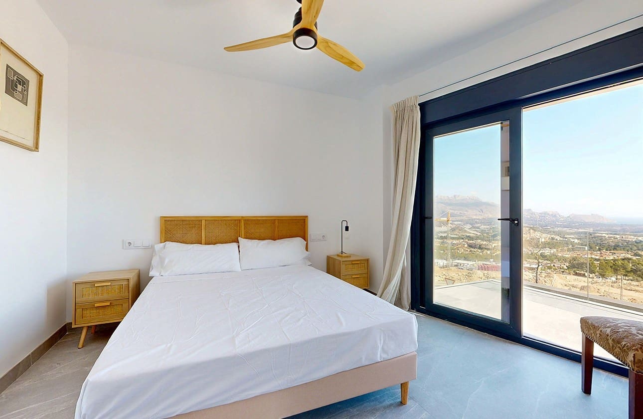 3 bedroom Villa for sale in Polop with pool garage - € 584,370 (Ref: 8990119)