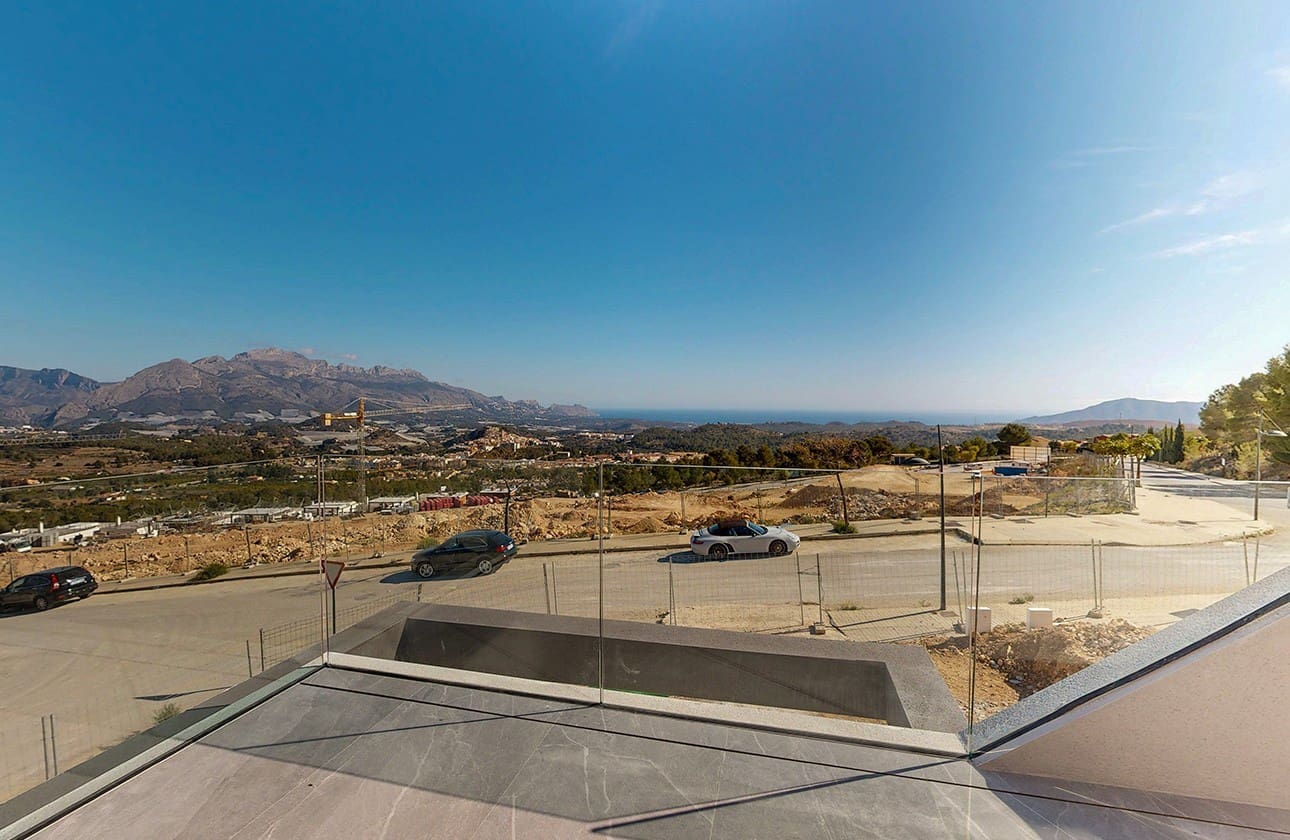 3 bedroom Villa for sale in Polop with pool garage - € 584,370 (Ref: 8990119)