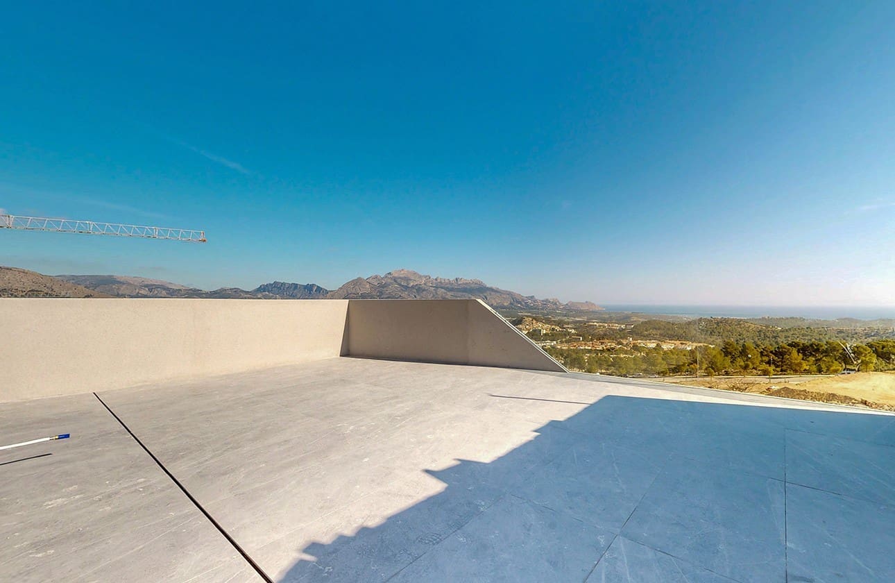 3 bedroom Villa for sale in Polop with pool garage - € 488,125 (Ref: 8990121)