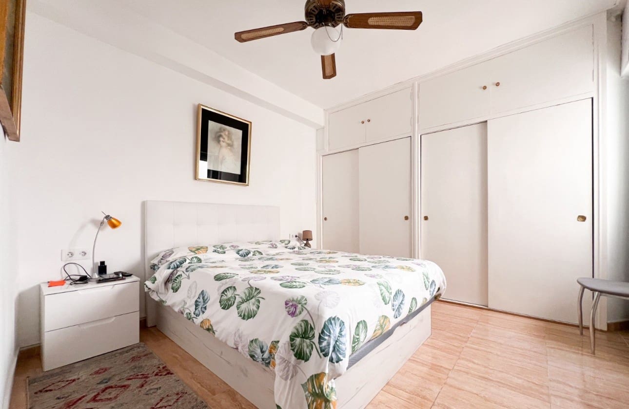 1 soverom Leilighet til salgs i Alicante by - € 255 000 (Ref: 8993290)