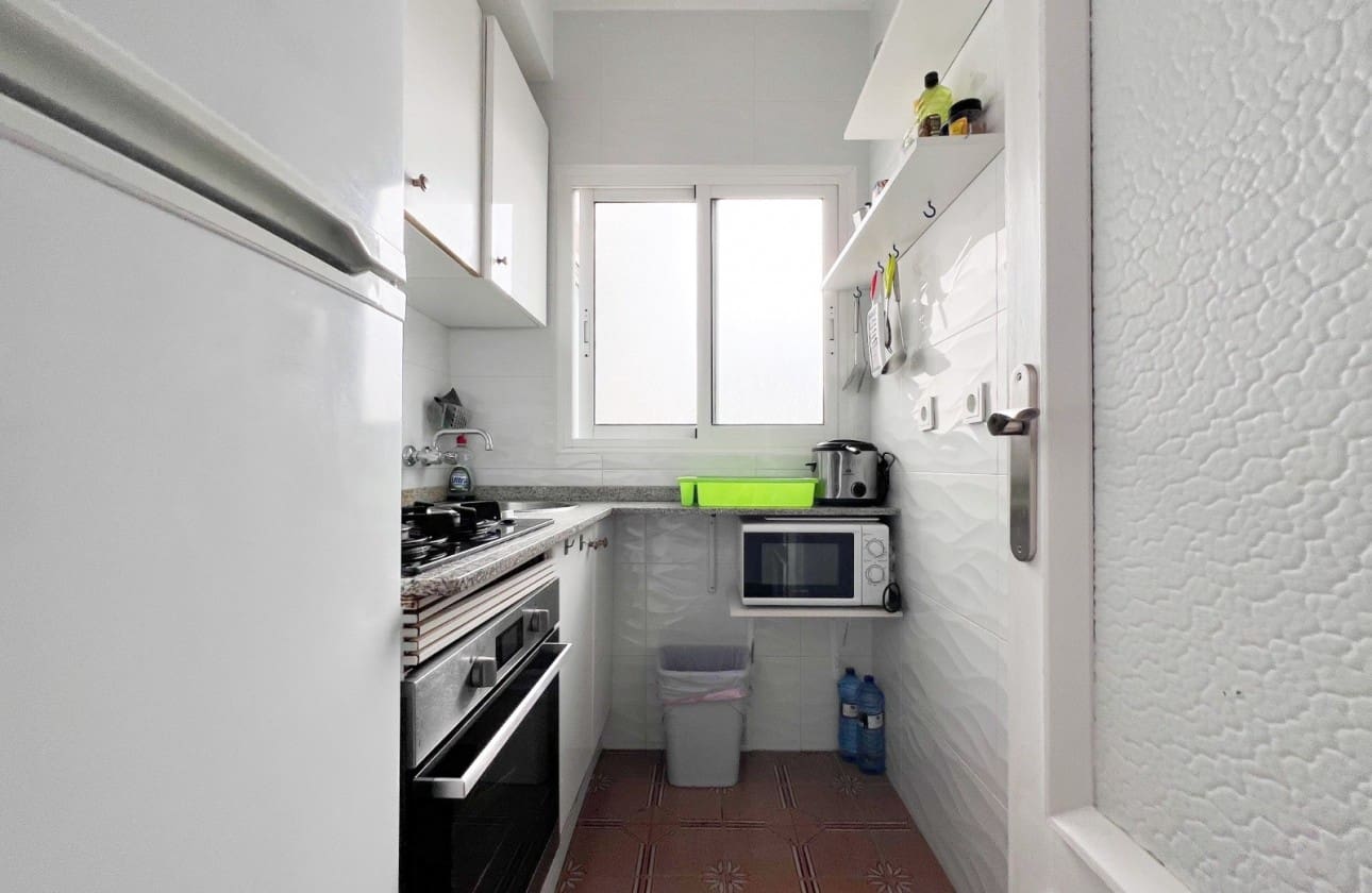 1 soverom Leilighet til salgs i Alicante by - € 255 000 (Ref: 8993290)