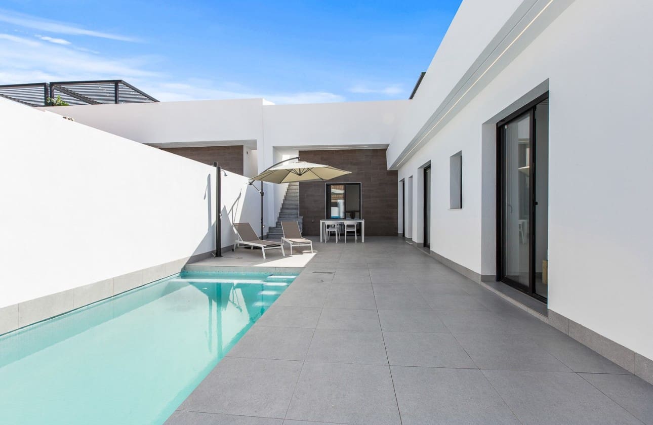 3 bedroom Villa for sale in Torre-Pacheco with pool garage - € 325,000 (Ref: 9004428)