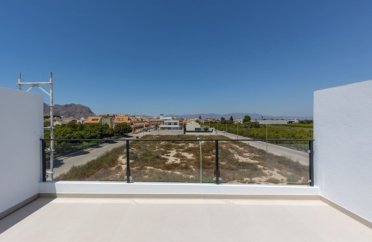 4 soverom Hus til salgs i Rafal med svømmebasseng garasje - € 269 000 (Ref: 9006148)