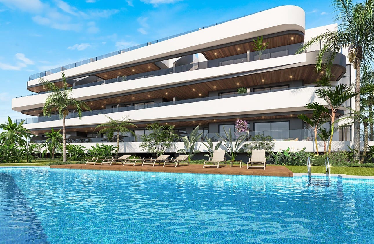 2 soverom Penthouse til salgs i Los Alcazares med svømmebasseng garasje - € 359 000 (Ref: 9025709)