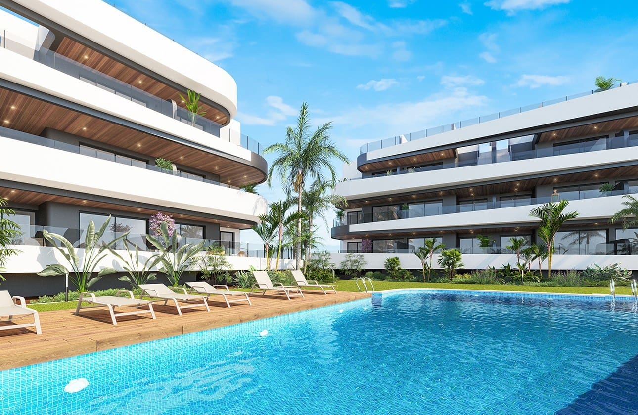 2 bedroom Apartment for sale in Los Alcazares with pool garage - € 289,000 (Ref: 9025712)